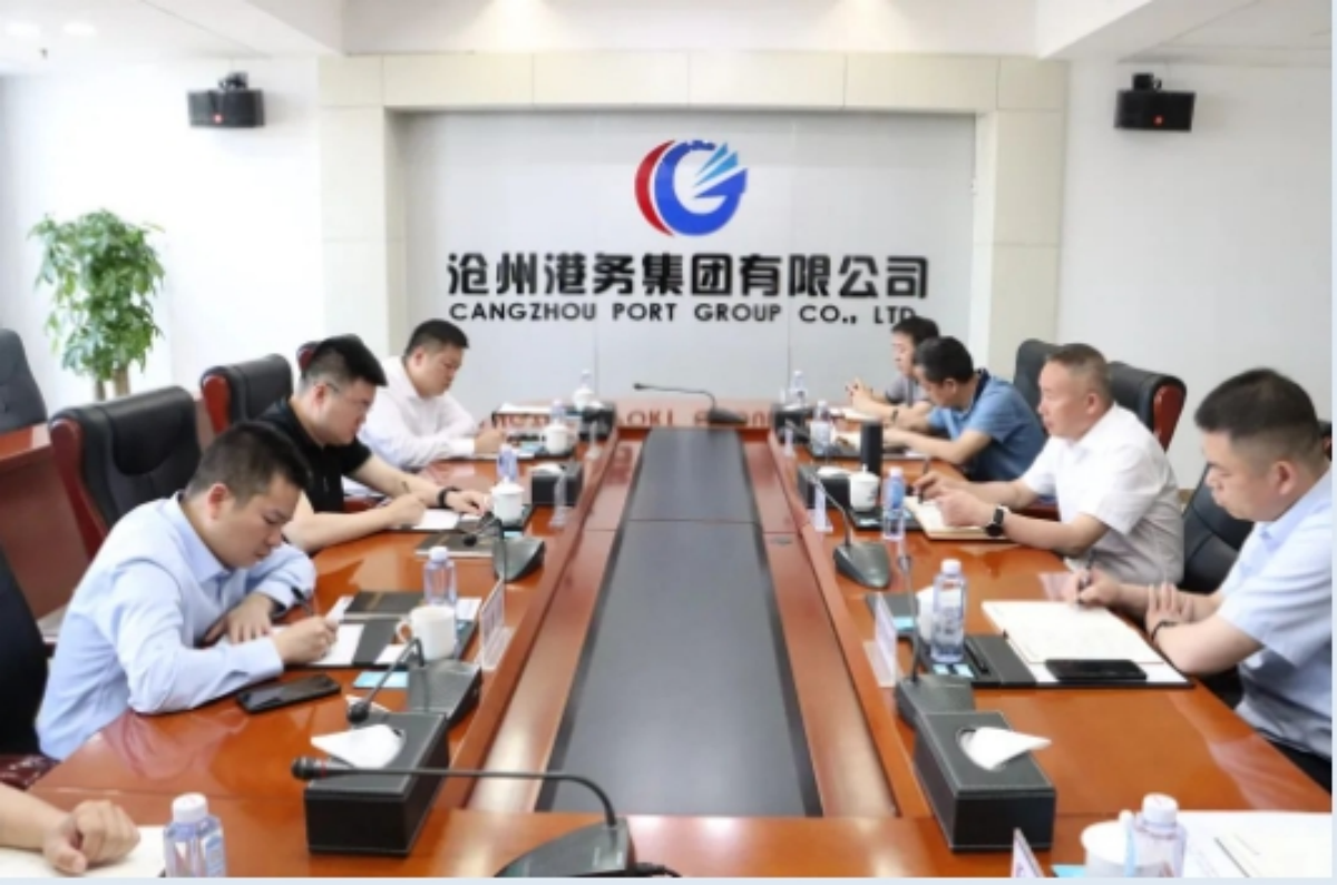 王宝辉与中交（天津）疏浚工程有限公司总经理刘航洽谈合作