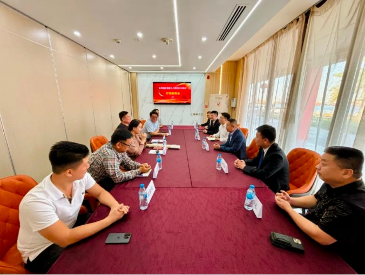 跨越山海谱新篇 | 沧州港务（港口）集团与阿联酋中国河北商会成功缔结友好合作伙伴