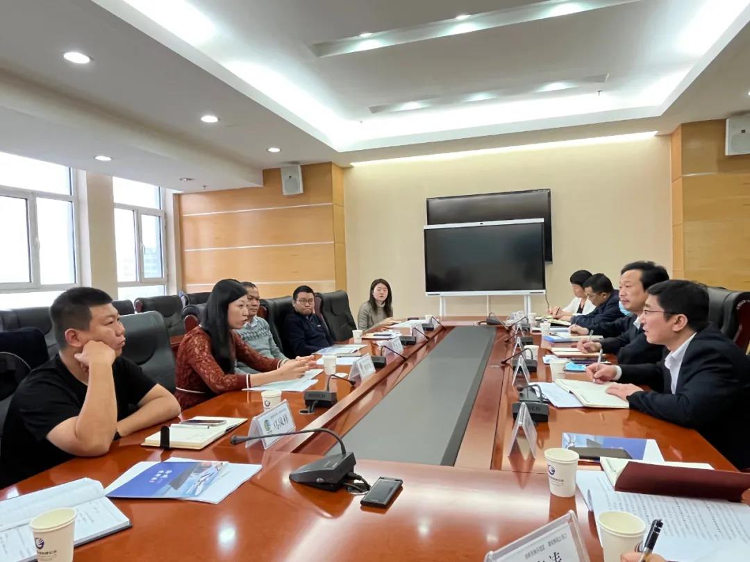 沧州港务集团与港交所深圳前海联合交易中心就大宗商品现货交易中心合作展开洽谈
