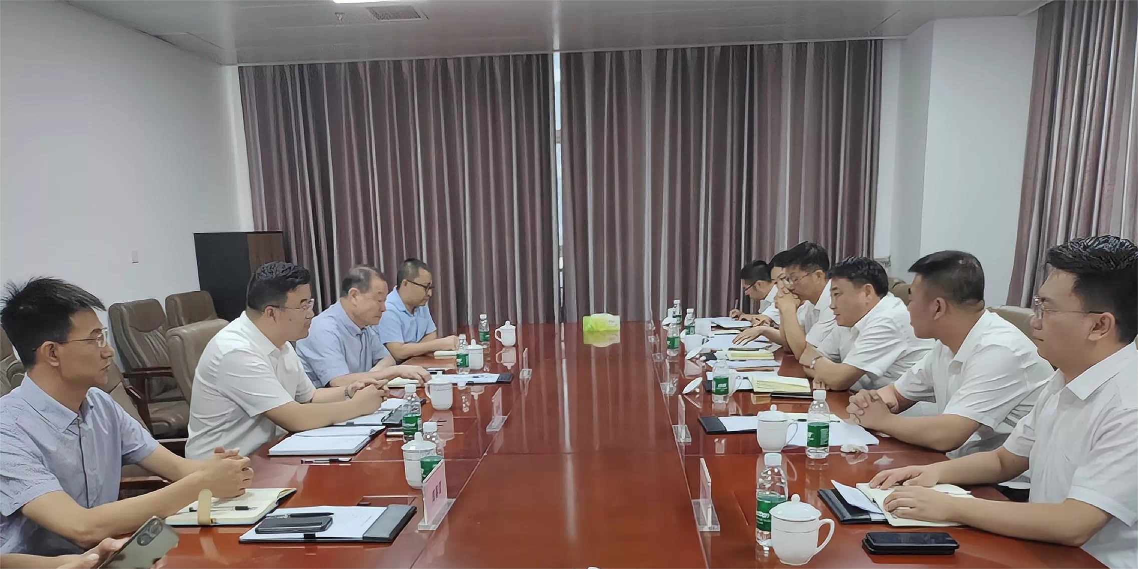 高质量发展｜沧州港务集团与河北陆港建设集团、亿博国际贸易公司合作，共同推进黄骅港项目建设